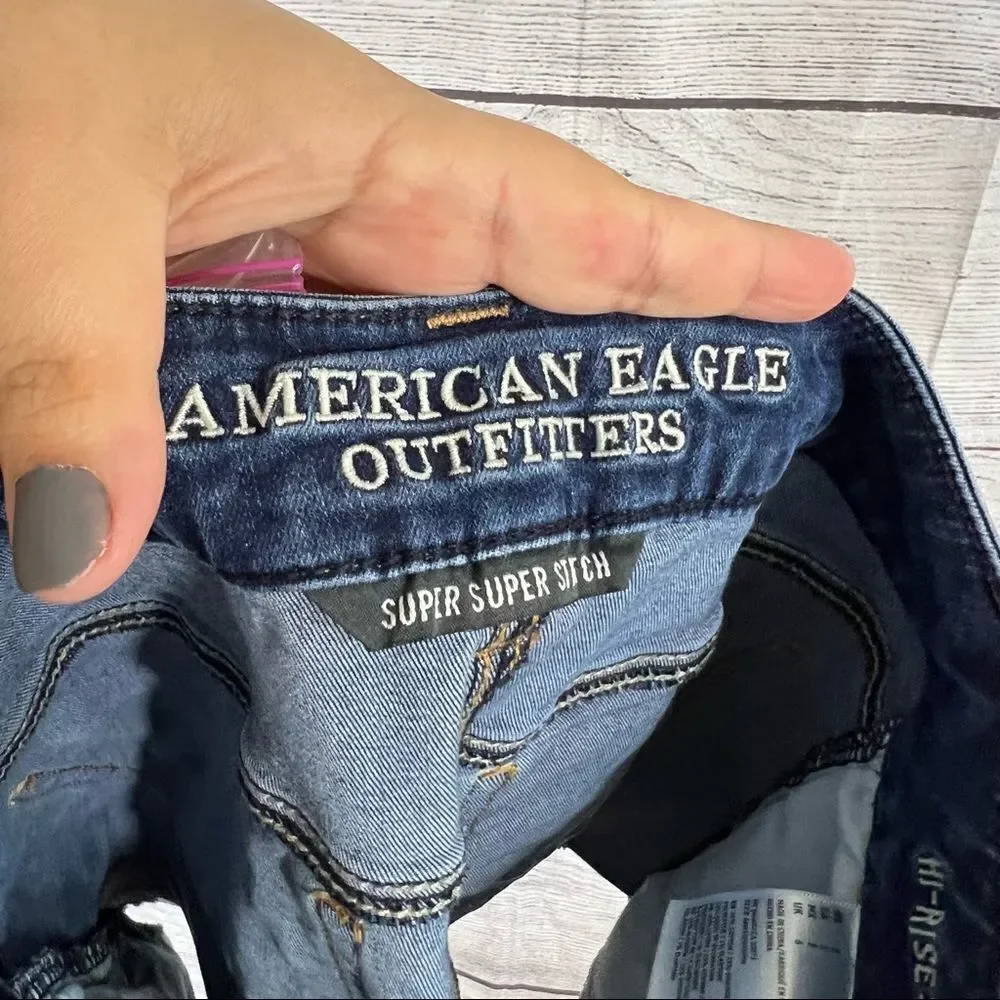 American Eagle Outfitters shorties hi dark